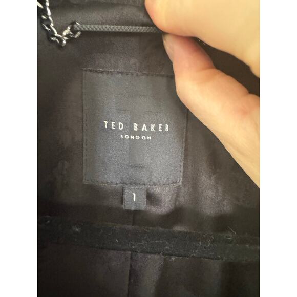 NWOT Women’s Ted Baker Millei Matte Sequin Blazer in Black SZ 1 / US 4 - Picture 5 of 8